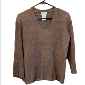 Women's XL Brown v neck sweater top. White Stag
